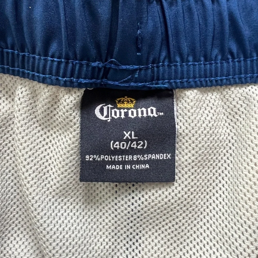 Corona men’s swim trunks mesh wand perfect condition extra large 40/42